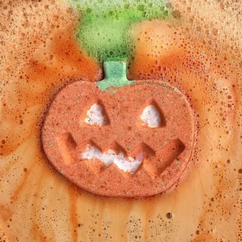 Lush Punkin Pumpkin Bath Bomb
